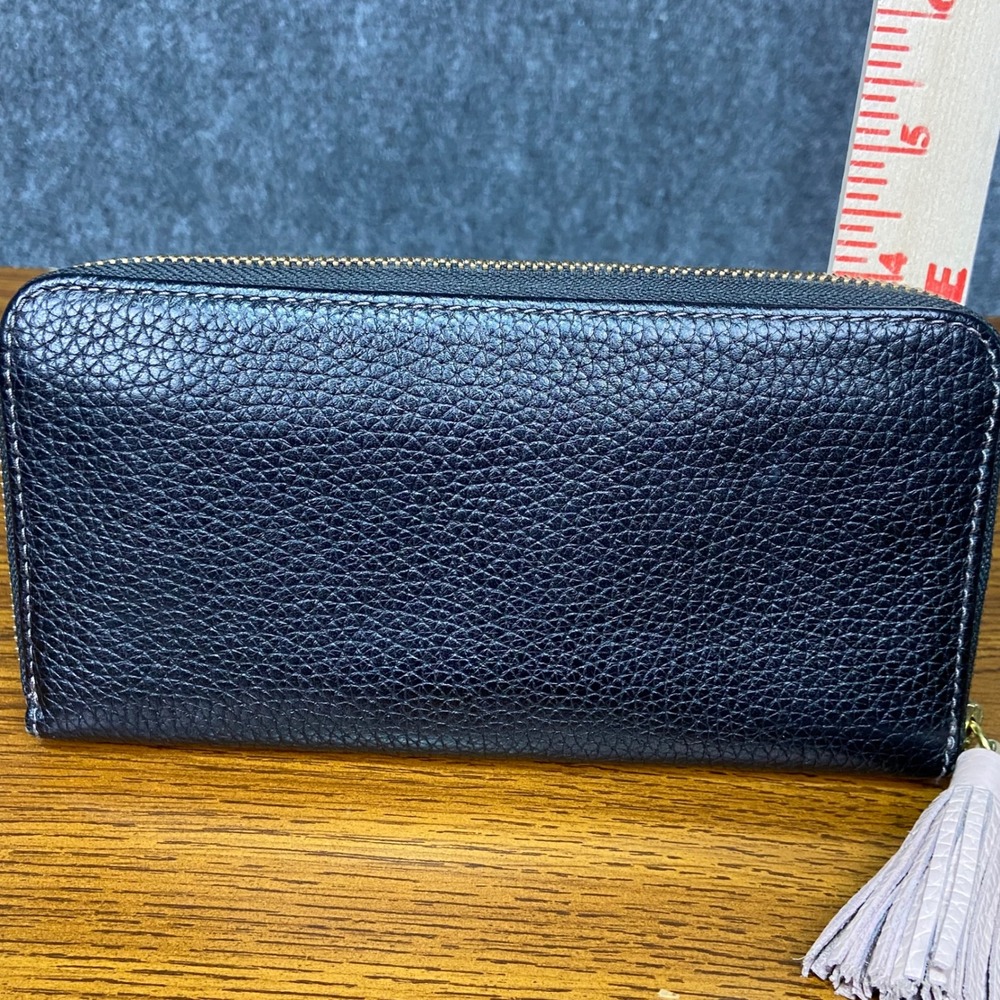 Fossil Tara Black Pebbled Leather Zip Around Clutch Wallet with Pink Tassel - Picture 4 of 7